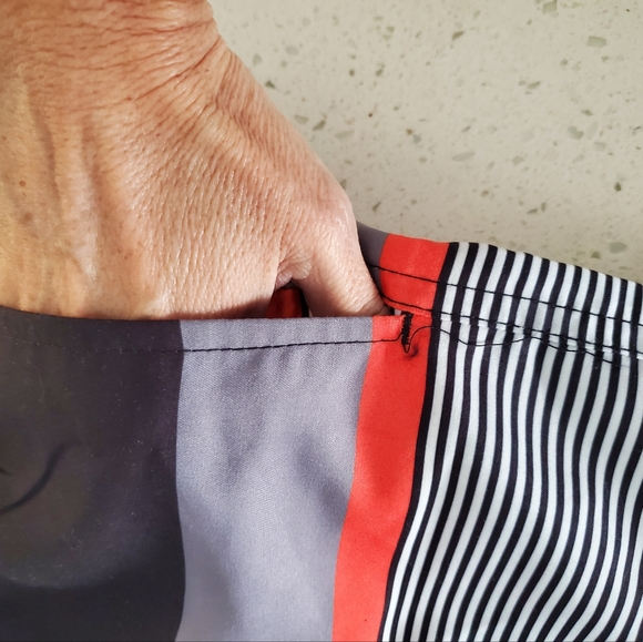 NWOT Men swim trunks - Picture 10 of 13